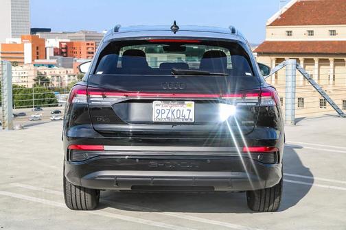 2024 Audi Q4 e-tron 55 quattro Premium