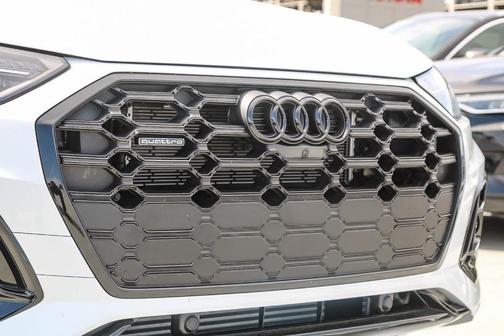 2025 Audi Q5 55 S line quattro Premium