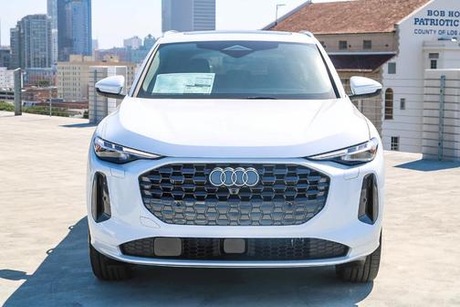 2025 Audi Q5 2.0T quattro Premium