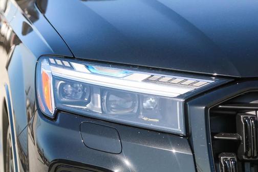 2025 Audi Q7 55 Prestige