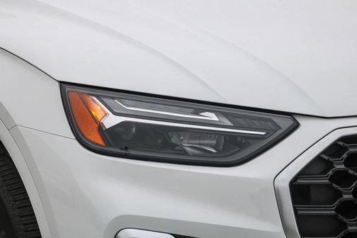 2024 Audi Q5 45 S line quattro Premium