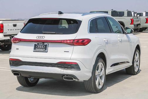 2025 Audi Q5 2.0T quattro Premium