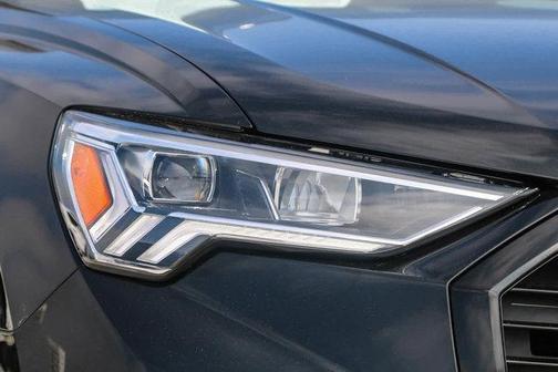 2025 Audi Q3 45 S line Premium