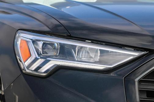 2025 Audi Q3 45 S line Premium
