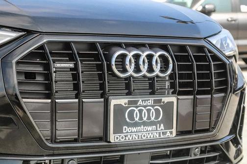 2025 Audi Q3 45 S line Premium