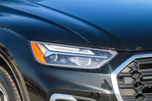 2022 Audi Q5 e 55 S line quattro Premium