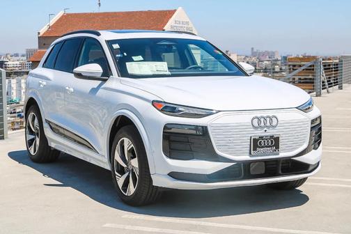 2025 Audi Q6 e-tron Premium