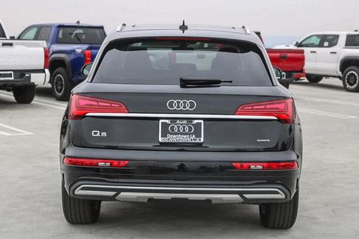 2023 Audi Q5 40 Premium