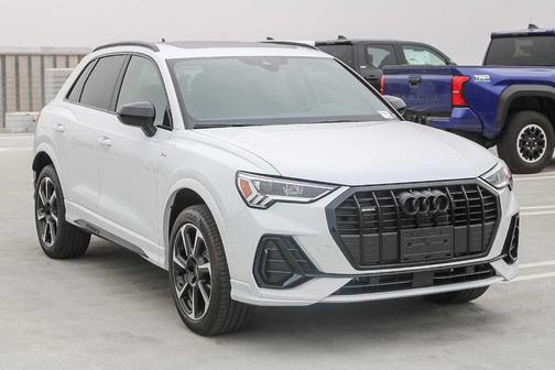 2025 Audi Q3 45 S line Premium
