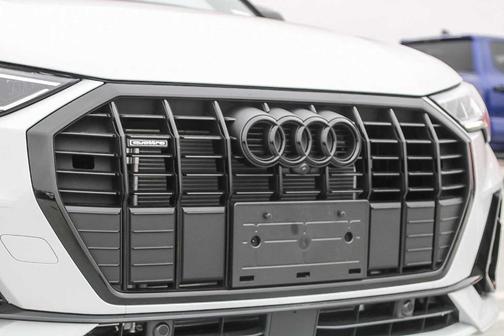 2025 Audi Q3 45 S line Premium