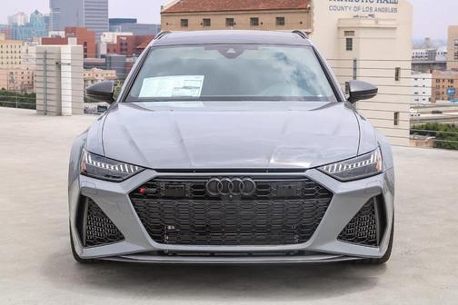 2025 Audi RS 6 Avant 4.0T quattro performance