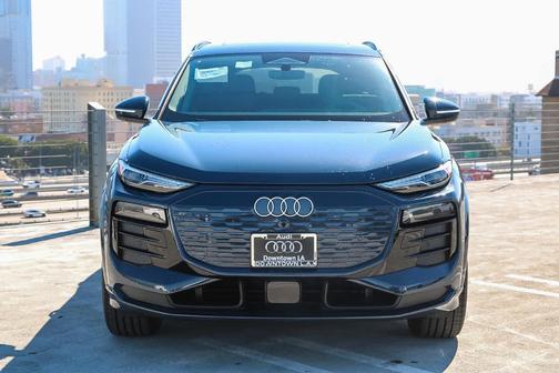2025 Audi Q6 e-tron Premium