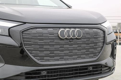 2025 Audi Q4 e-tron 45 Premium