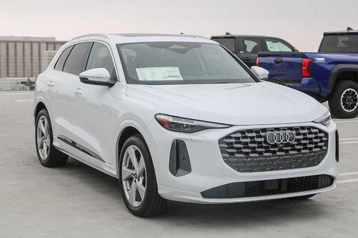 2025 Audi Q5 2.0T quattro Premium