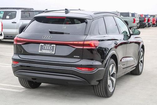 2025 Audi Q6 e-tron Premium