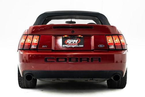 2004 Ford Mustang SVT Cobra