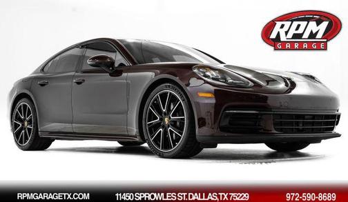 2018 Porsche Panamera 4