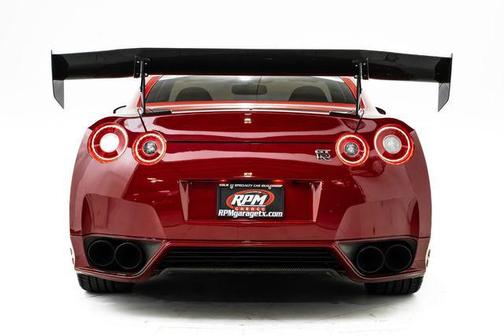 2015 Nissan GT-R Premium