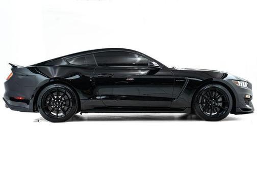 2018 Ford Shelby GT350 Base