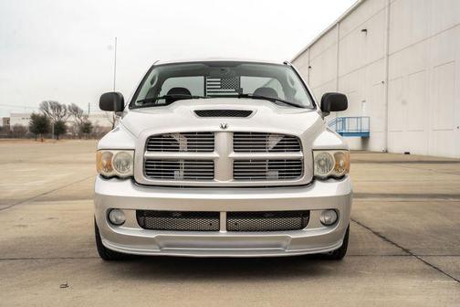 2005 Dodge Ram 1500 SRT-10