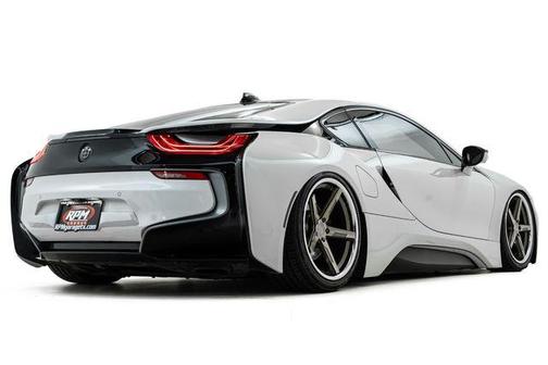2014 BMW i8 Bagged Show Car with Many Upgrades