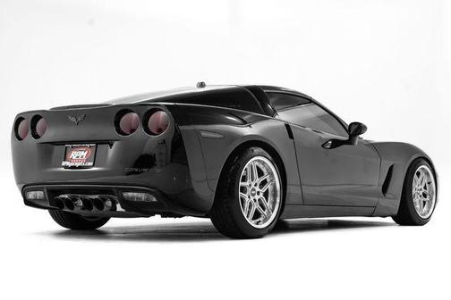 2005 Chevrolet Corvette Base