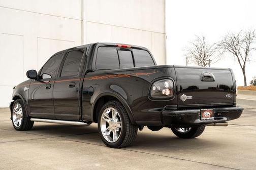 2002 Ford F-150 Harley-Davidson Crew Cab