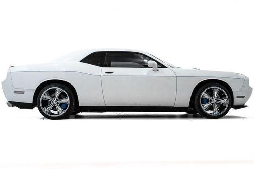 2011 Dodge Challenger SRT8