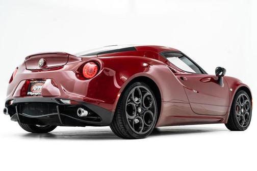 2015 Alfa Romeo 4C Base