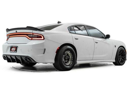 Bright White Clearcoat 2015 Dodge Charger SRT Hellcat