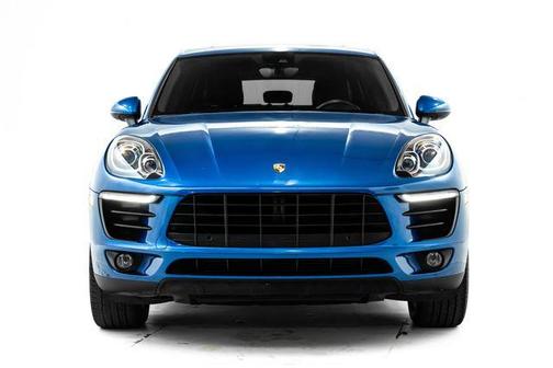 2017 Porsche Macan Premium Package Plus $60k+ Msrp in Sapphire Blue