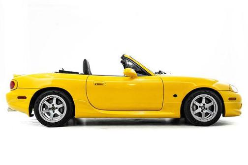 2002 Mazda MX-5 Miata SE
