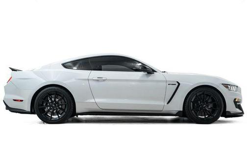 2017 Ford Shelby GT350 Base