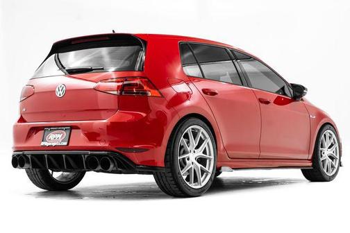 2017 Volkswagen Golf R 2.0T DSG