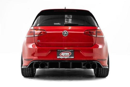 2017 Volkswagen Golf R 2.0T DSG