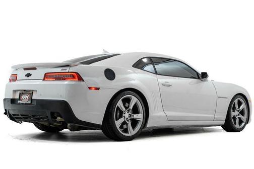 Summit White 2015 Chevrolet Camaro 2SS