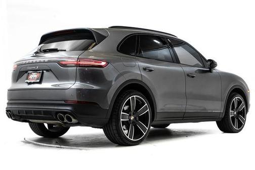 2019 Porsche Cayenne S