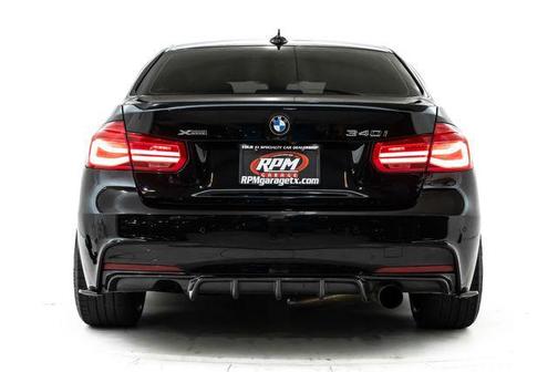 Black Sapphire Metallic 2018 BMW 340 xDrive