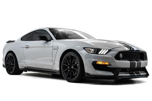 2017 Ford Shelby GT350 Base