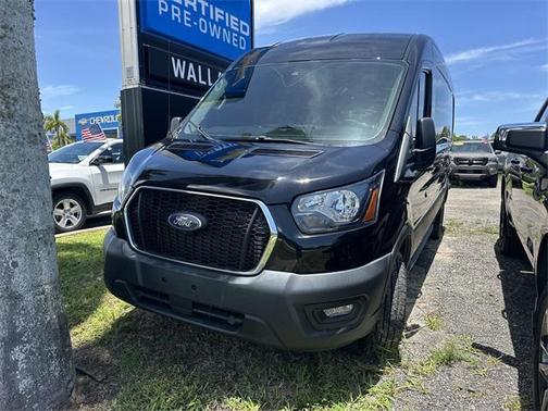 2022 Ford Transit-150 Base