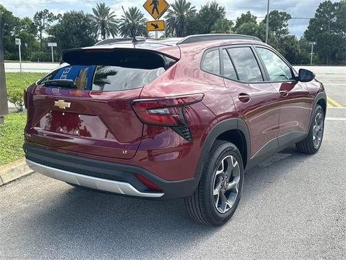 2025 Chevrolet Trax LT