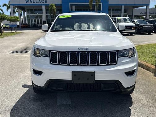 2022 Jeep Grand Cherokee Laredo