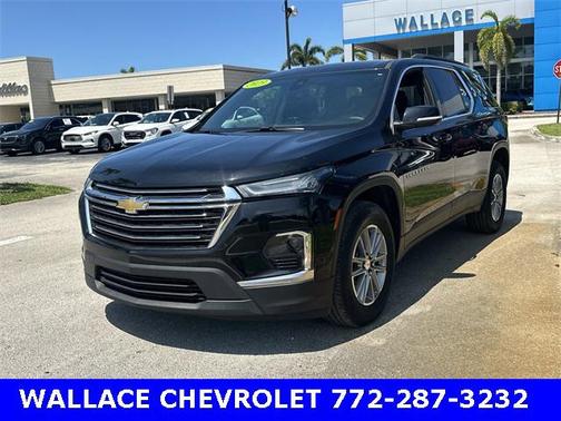 2023 Chevrolet Traverse LT Cloth