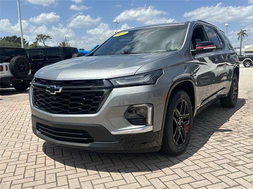 2023 Chevrolet Traverse Premier