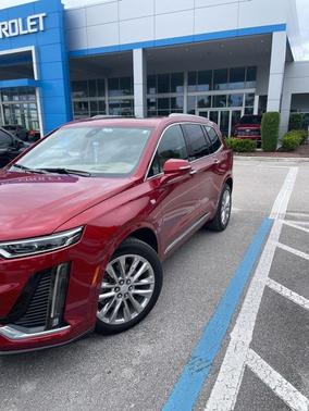 2024 Cadillac XT6 Premium Luxury FWD