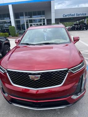 2024 Cadillac XT6 Premium Luxury FWD