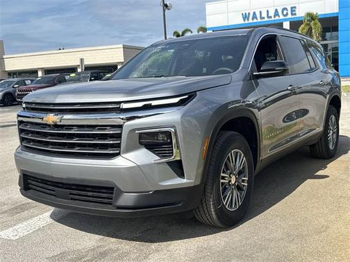 2025 Chevrolet Traverse LT