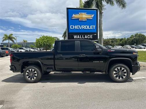 2024 Chevrolet Silverado 2500 Custom
