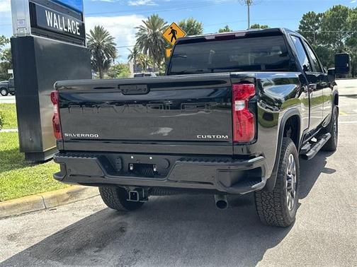 2024 Chevrolet Silverado 2500 Custom