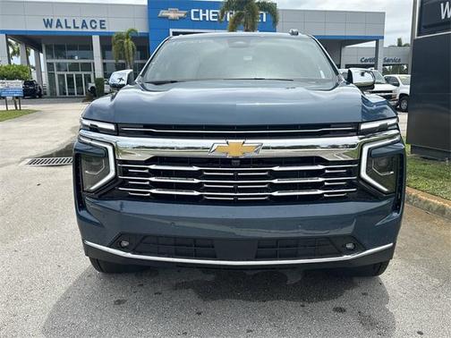 2025 Chevrolet Suburban Premier